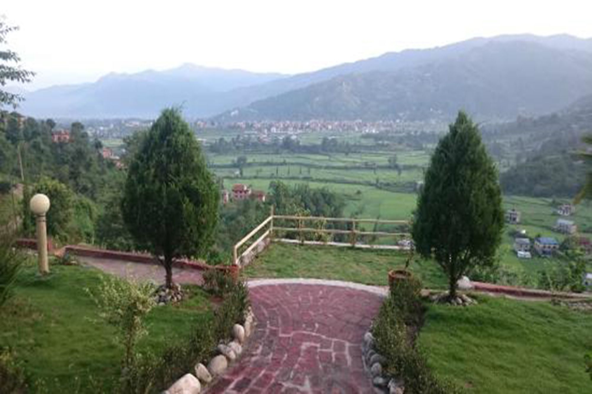 ホテル Nepal Yoga Retreat Bageshwori エクステリア 写真