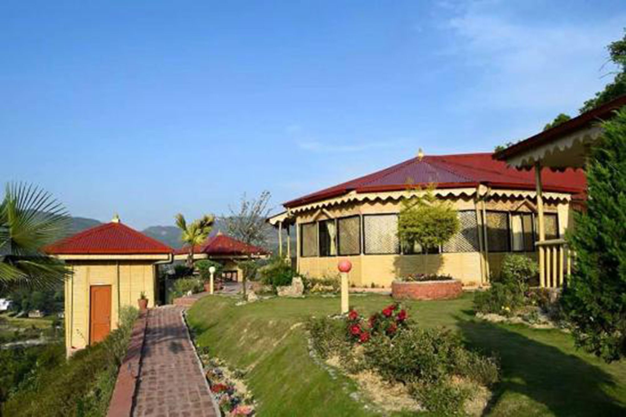 ホテル Nepal Yoga Retreat Bageshwori エクステリア 写真